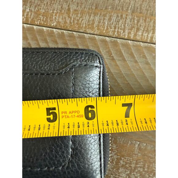 Marc Jacobs Black Leather Wristlet Wallet Designer Card Coin Phone Holder - Picture 7 of 9